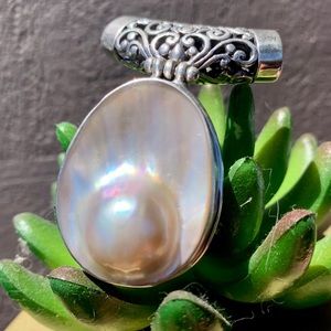 Sterling silver with mother of pearl pendant